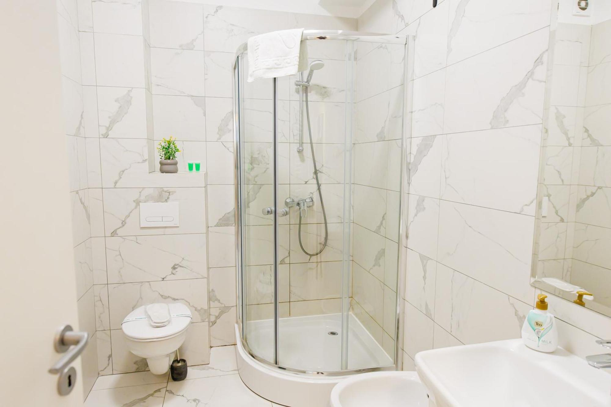 17 Zimbrului Residence At Lazar Towers Palas Iasi Esterno foto